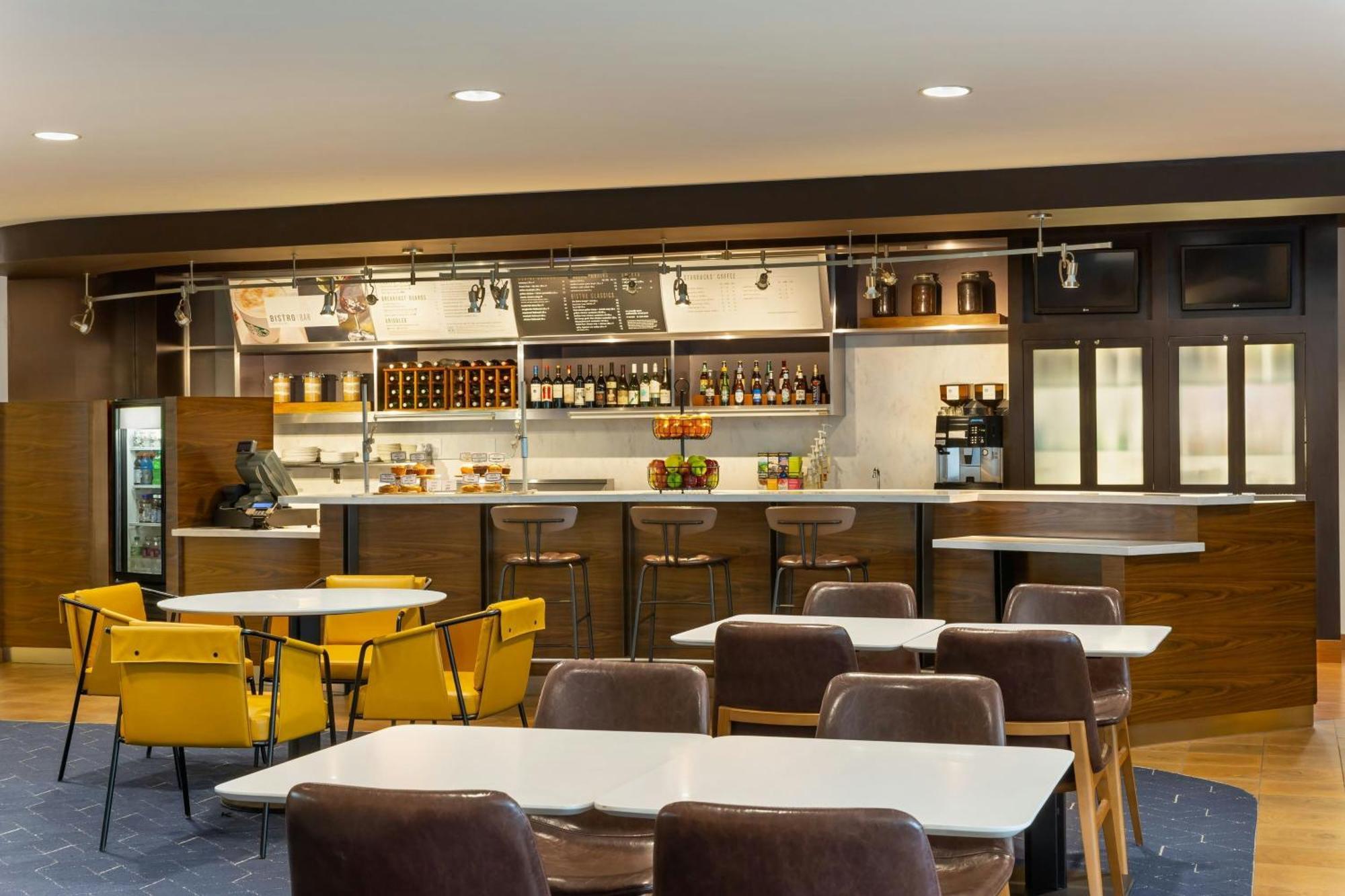 Courtyard By Marriott Madison West / Middleton Hotel Ngoại thất bức ảnh