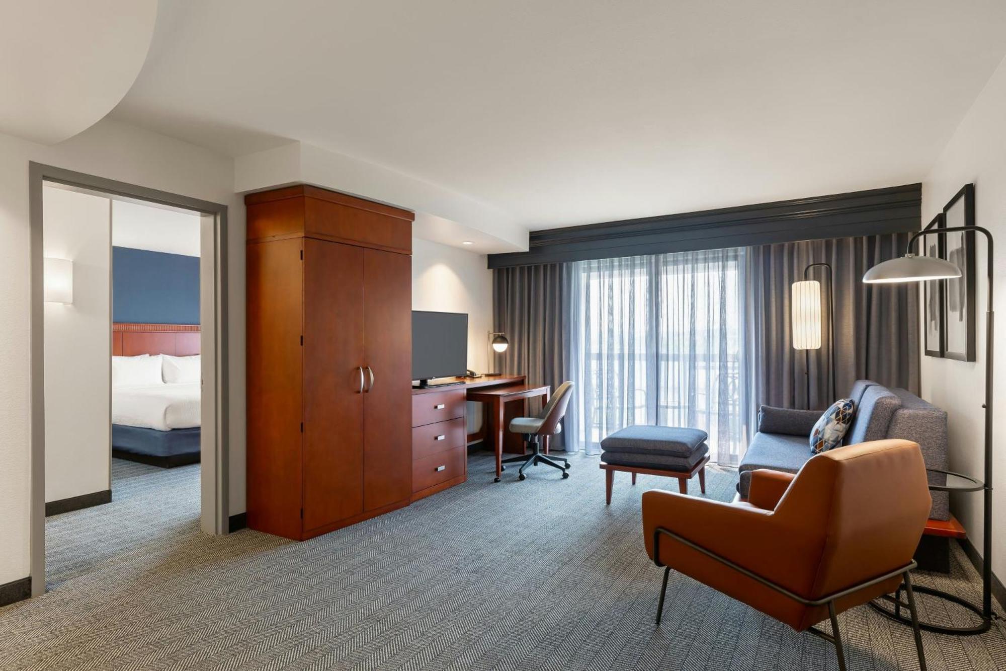Courtyard By Marriott Madison West / Middleton Hotel Ngoại thất bức ảnh