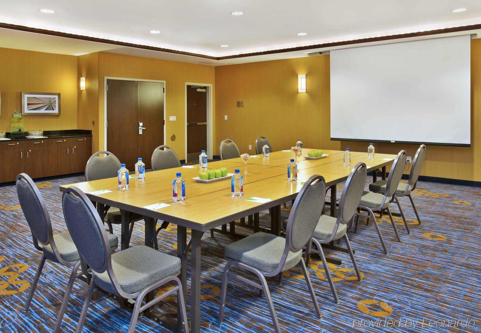 Courtyard By Marriott Madison West / Middleton Hotel Ngoại thất bức ảnh