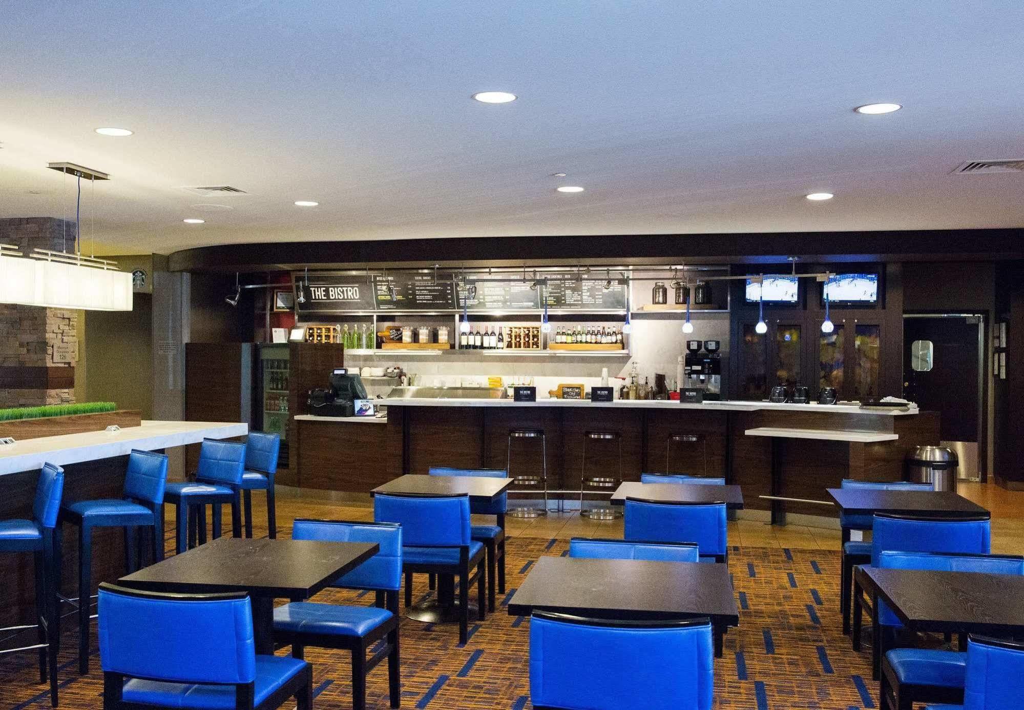Courtyard By Marriott Madison West / Middleton Hotel Ngoại thất bức ảnh